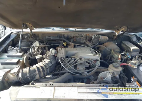 2000 Ford Explorer Eddie Bauer z USA, uszkodzony, nr VIN 1FMZU84PXYZA12354